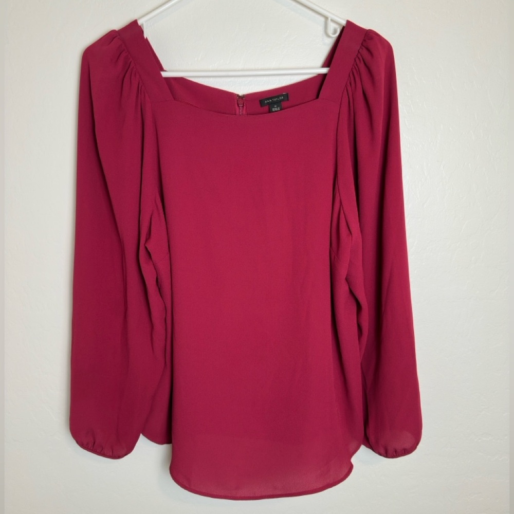 Ann Taylor Light weight Women's Blouse